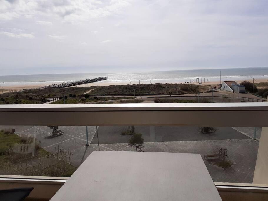 Appartement Vue Mer 4 Personnes Les Bains Екстериор снимка